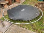 Trampoline van het merk berg