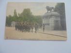 bruxelles-laeken- les grenadiers devant le chateau royal, Collections, Affranchie, 1920 à 1940, Bruxelles (Capitale), Enlèvement ou Envoi