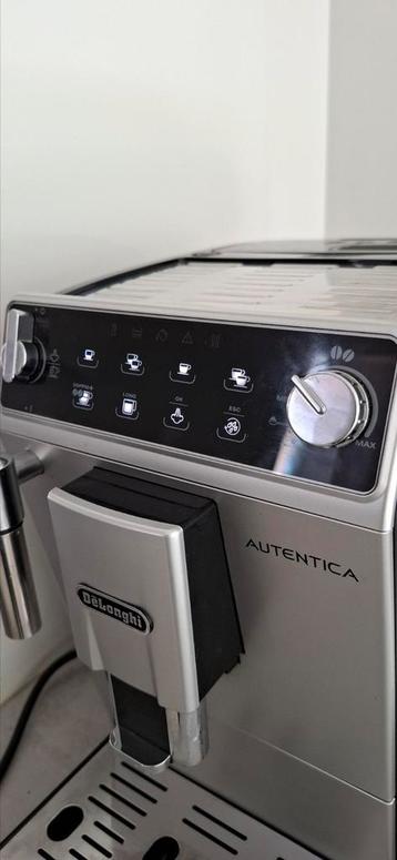 Delonghi Autentica koffiemachine met bonen en garantie  beschikbaar voor biedingen
