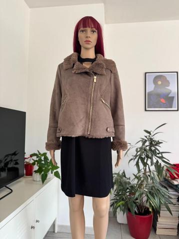 Beautiful faux fur coat (size S/M) new beschikbaar voor biedingen