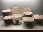 OPR002/a. Servies in porselein Retsch Wunsiedel, Antiek en Kunst, Antiek | Servies compleet, Ophalen