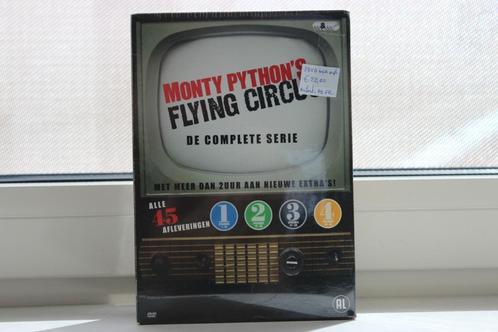 8DVD-BOX MONTY PYTHON'S FLYING CIRCUSSEALED, Cd's en Dvd's, Dvd's | Komedie, Ophalen of Verzenden