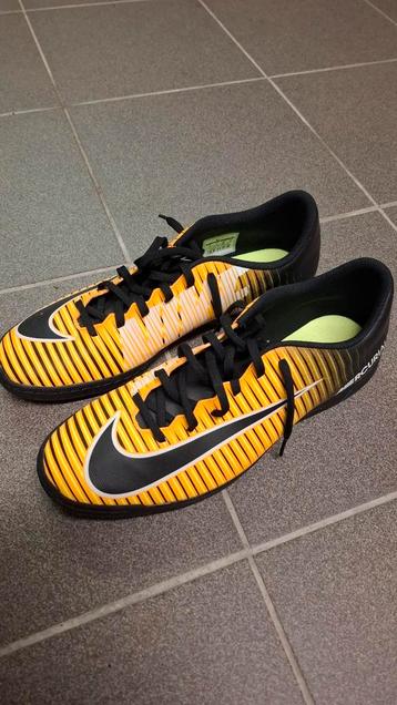 Indoor Nike voetbalschoenen 1x gebruikt maat 46 beschikbaar voor biedingen