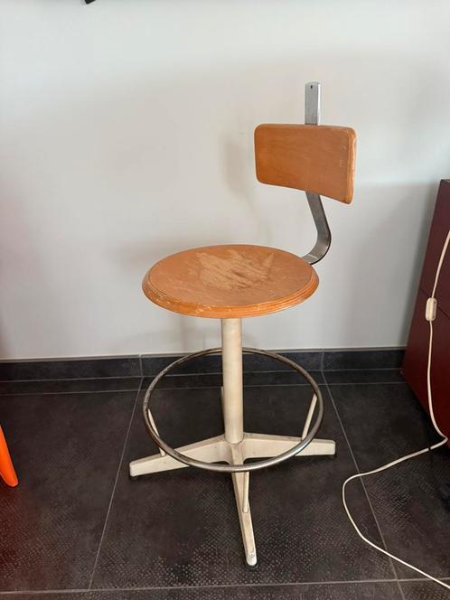 Vintage industriële atelierstoelen werkplaatskrukken, Huis en Inrichting, Barkrukken, Gebruikt, Ophalen