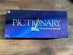 Pictionary, Hobby en Vrije tijd, Gezelschapsspellen | Bordspellen, Ophalen of Verzenden, Gebruikt, Mattel