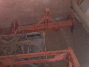 BAB wortelsnoeier met rechte messen. beschikbaar voor biedingen