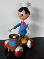 jouet ancien en bois homme avec tambour, traction, roues, Jouet à Pousser ou Tirer, Comme neuf, Enlèvement ou Envoi