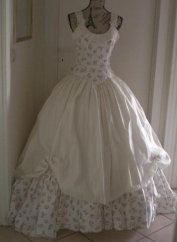 Robe de Mariée Crème imprimée. Taille 38/40