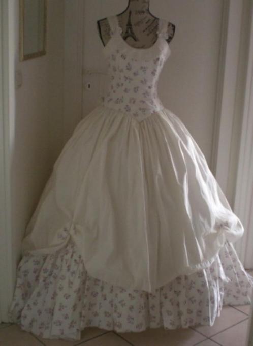 Robe de Mariée Crème imprimée. Taille 38/40, Vêtements | Femmes, Vêtements de mariage & Accessoires de mariage, Porté, Robe de mariée