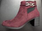 Chaussures femme taille 40 pas portée, Ophalen, Autre, Lage of Enkellaarzen, Nieuw