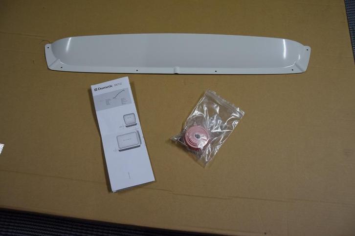 Nieuwe Dometic Hekidak front spoiler-2 lengtes 80cm en 57cm, Caravans en Kamperen, Mobilhome-accessoires, Nieuw, Ophalen