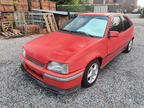 Opel Cadet GSI 1987, Autos, Opel, Particulier, Kadett, Jantes en alliage léger, Radio, Essence, 3 portes, Boîte manuelle, Rouge