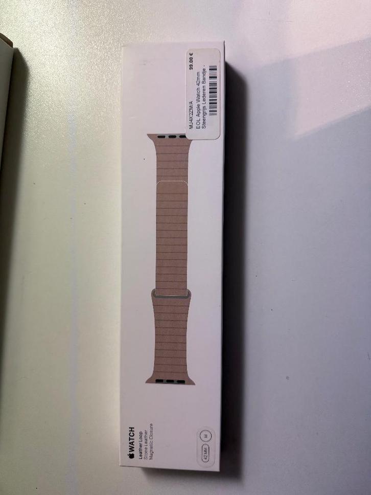 2 x Apple Watch bandjes Leather Loop, Handtassen en Accessoires, Smartwatches, Nieuw, Ophalen of Verzenden