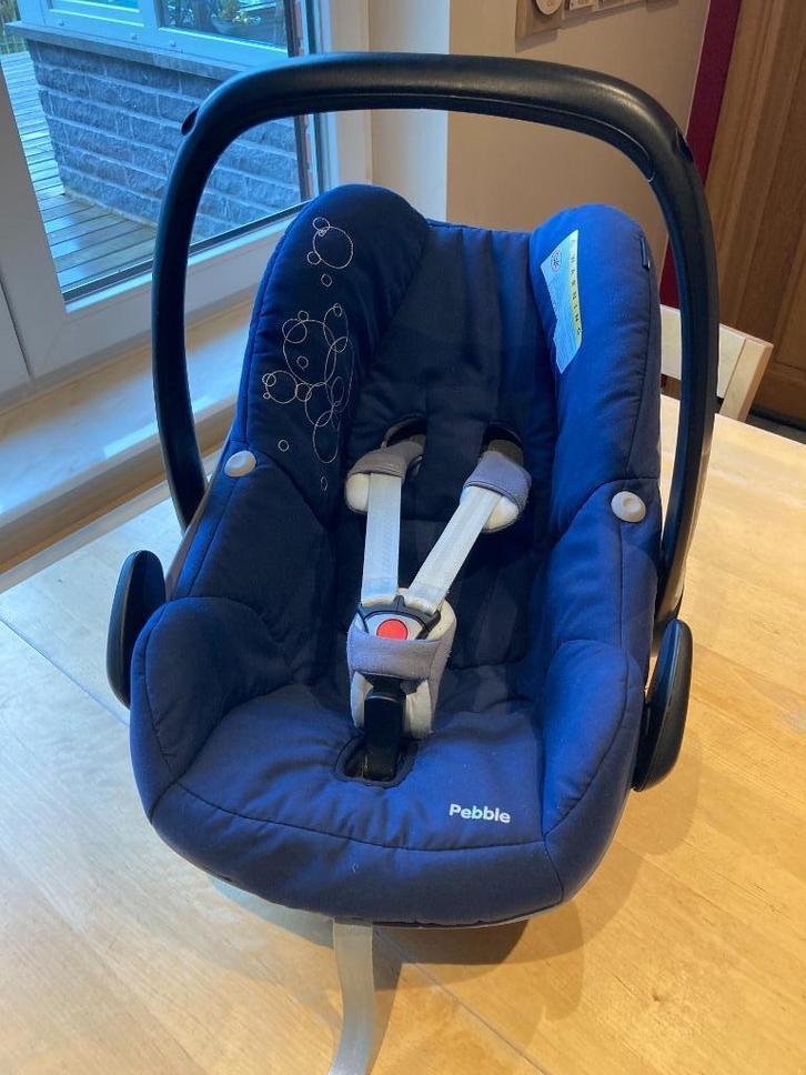 Maxi-Cosi Peble et Base Isofix Family Fix, Kinderen en Baby's, Autostoeltjes, Gebruikt, Maxi-Cosi, 0 t/m 13 kg, Isofix, Verstelbare rugleuning