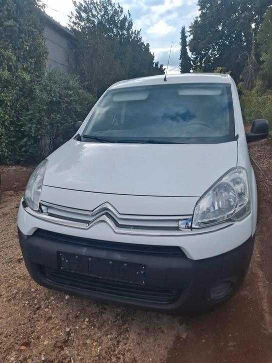 ✅️️CITROEN BERLINGO EERSTE EIGENAAR MET AIRCO 141000KM️✅️, Auto's, Bestelwagens en Lichte vracht, Particulier, ABS, Adaptieve lichten