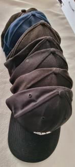 Set van 7 petten - zwart en donkerblauw, Ophalen, Zo goed als nieuw