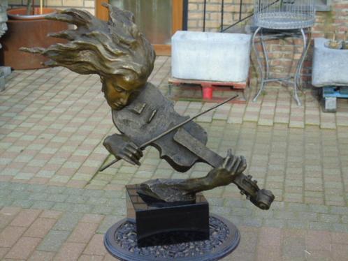 gesigneerde bronzen buste van de vrouw met de viool., Antiek en Kunst, Antiek | Brons en Koper, Brons, Ophalen