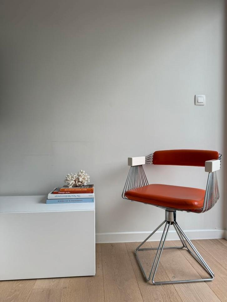 Delta chair - Rudi Verelst (Novalux), Huis en Inrichting, Stoelen, Zo goed als nieuw, Eén, Hout, Leer, Metaal, Overige kleuren