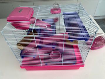 Hamster Kooi te koop beschikbaar voor biedingen