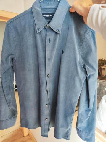 Abercrombie XS bon état  beschikbaar voor biedingen