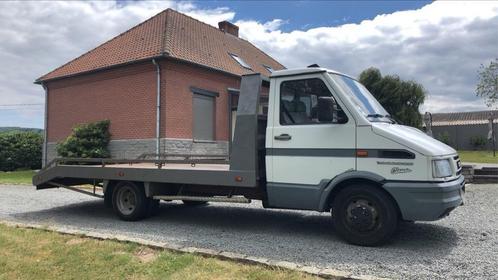 Iveco Daily 3510, Auto's, Bestelwagens en Lichte vracht, Particulier, Iveco, Diesel, 2 deurs, Handgeschakeld, Wit, Achterwielaandrijving