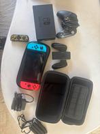 Nintendo Switch Bundle, Games en Spelcomputers, Spelcomputers | Nintendo Switch, Ophalen of Verzenden, Zo goed als nieuw, Met 3 controllers of meer