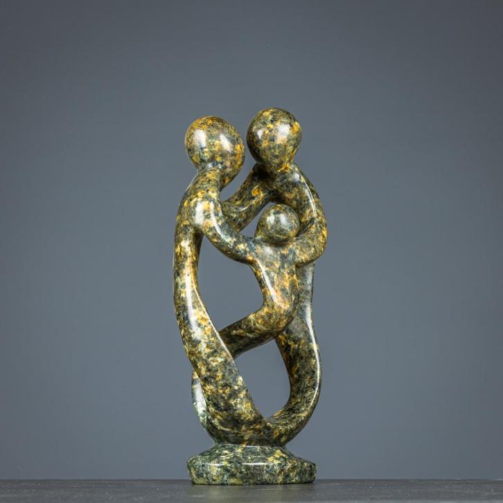 Beeld- Familiebeeld van drie personen, Antiek en Kunst, Kunst | Niet-Westerse kunst, Ophalen of Verzenden