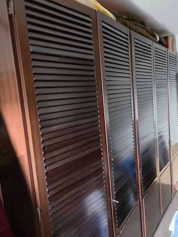 Solide 5-louvere (lamellen) deuren kledingkast, Huis en Inrichting, Kasten | Kleerkasten, Ophalen