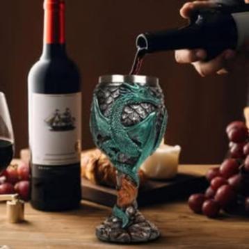Gobelet Dragon – Pièce unique pour fans de fantasy beschikbaar voor biedingen