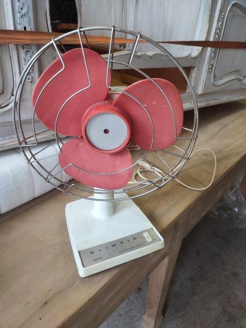 A vendre Ventilateur Modèle Mistral de Olimpic Milano, 1960s, Electroménager, Ventilateurs, Utilisé, Ventilateur de table, Enlèvement