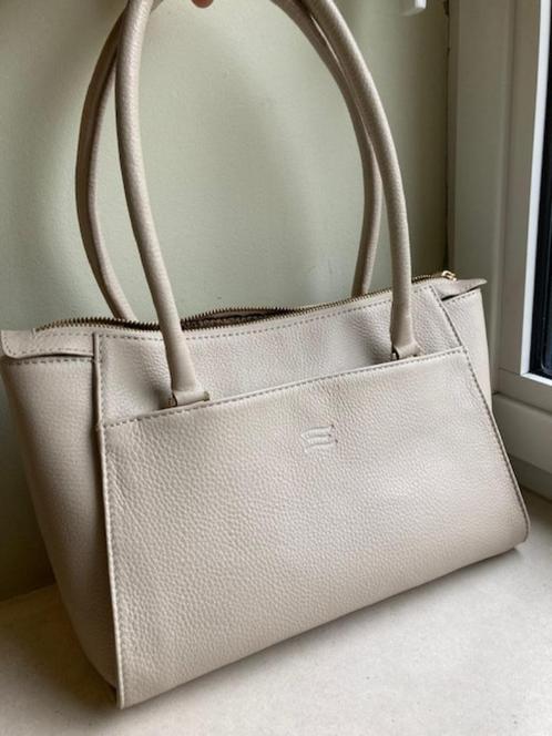 CRINKELS handtas, Handtassen en Accessoires, Tassen | Damestassen, Zo goed als nieuw, Handtas, Beige, Ophalen