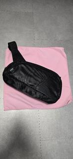 Sac Bandoulière, Enlèvement