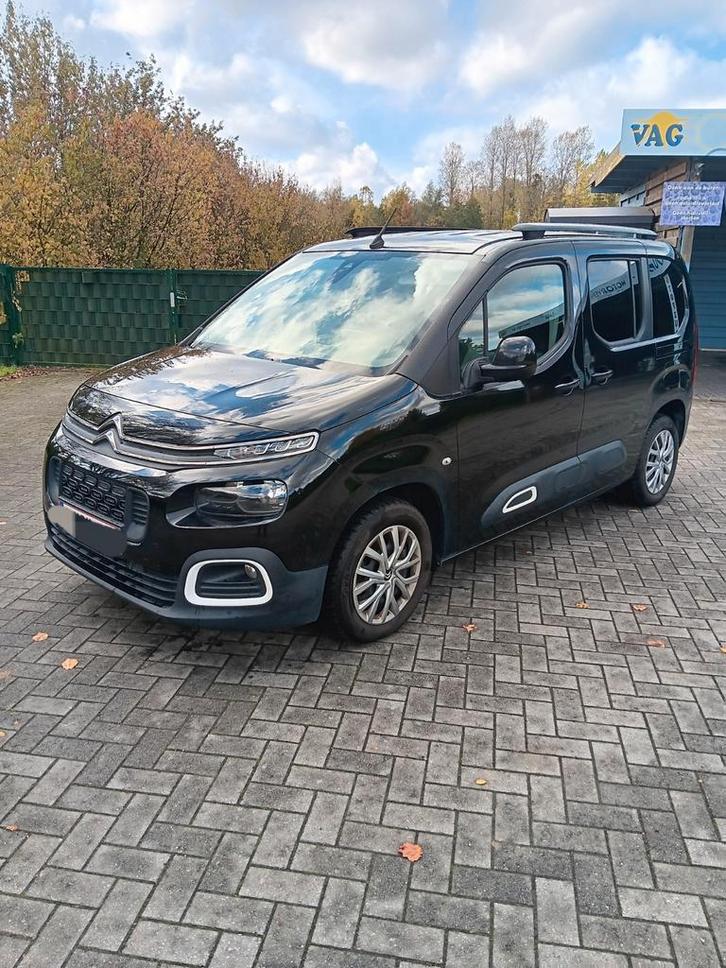 Citroen berlingo 1200cc puretech s&s m feel, prijs 13000€, Auto's, Citroën, Particulier, Berlingo, 360° camera, ABS, Achteruitrijcamera