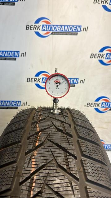 2x Vredestein Wintrac Xtreme S (DEMO) 235/65 R17 108H 235/65 beschikbaar voor biedingen