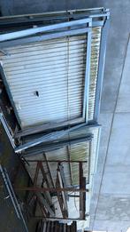 Partij garagepoorten, Enlèvement, Utilisé