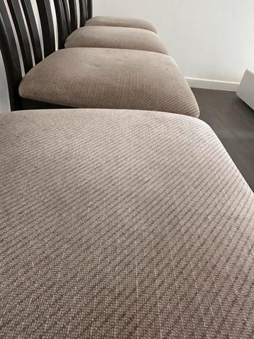 4 eetkamerstoelen – €30 voor set beschikbaar voor biedingen