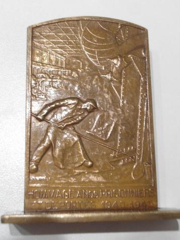 Plaket John Cockerill. Prisonniers et déportés 1940-45. beschikbaar voor biedingen