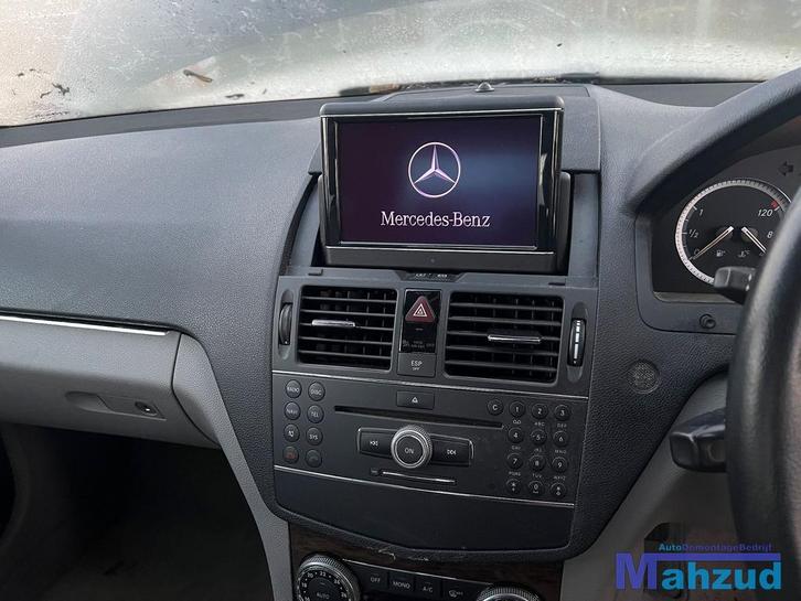 MERCEDES C KLASSE W204 Navigatie radio scherm 2007-2011, Auto-onderdelen, Dashboard en Schakelaars, Mercedes-Benz, Gebruikt, Ophalen of Verzenden
