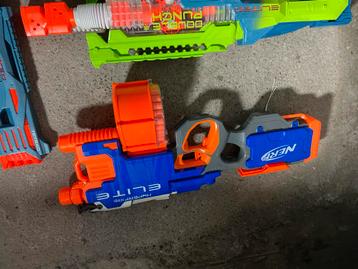 Ensemble nerf + recharges  beschikbaar voor biedingen