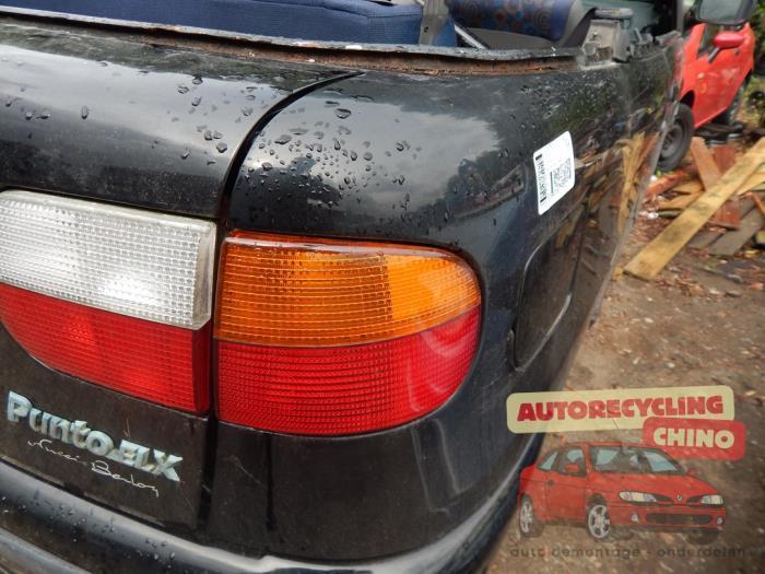 Achterlicht rechts van een Fiat Punto, Auto-onderdelen, Verlichting, Fiat, Gebruikt, 3 maanden garantie, Ophalen of Verzenden