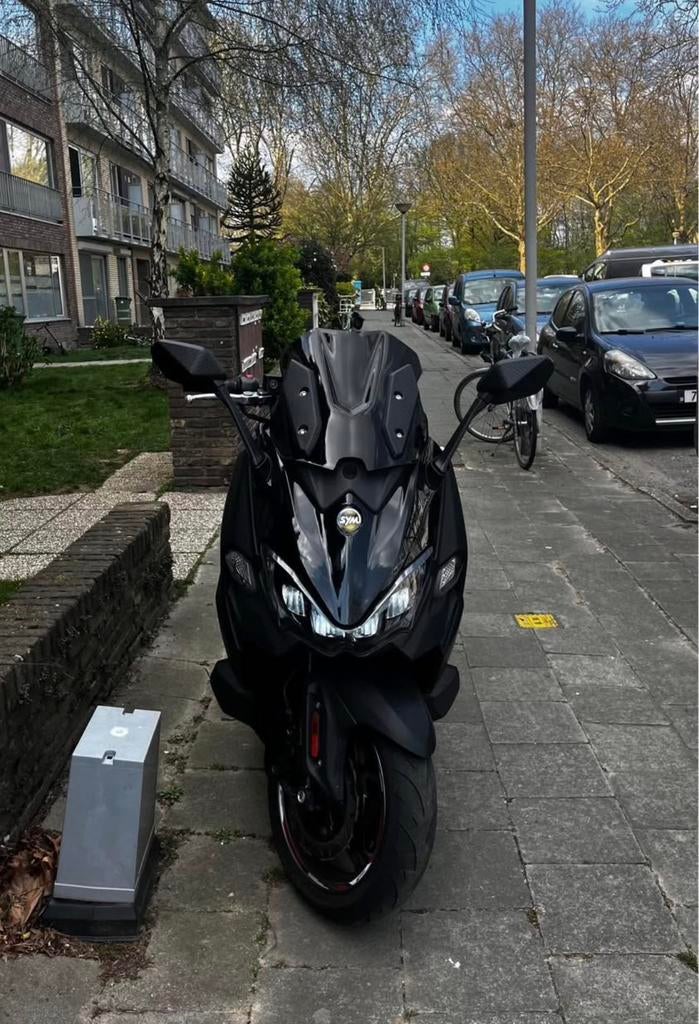 Symmax, Motos, Particulier