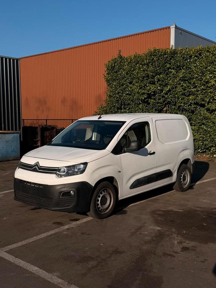 Citroen berlingo nieuwe motor, Autos, Citroën, Entreprise, Berlingo, Essence, Euro 6, Boîte manuelle, Blanc, Gris, Traction avant
