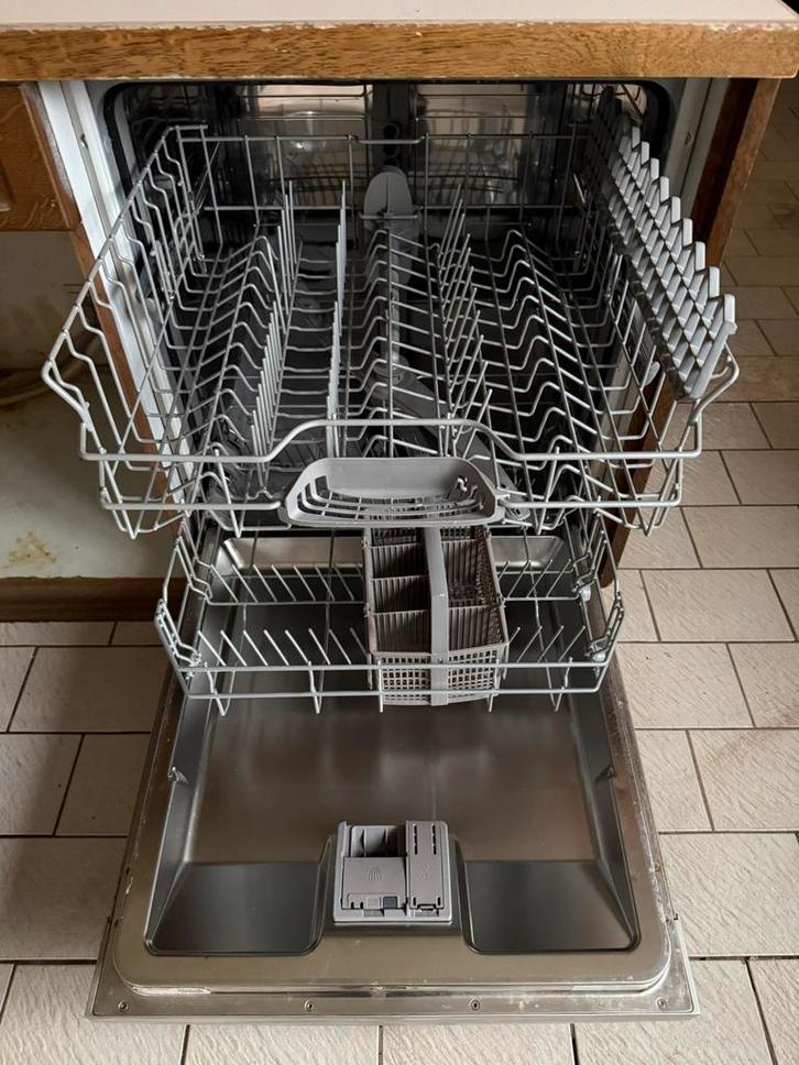 Lave-vaisselle Bosch, Electroménager, Lave-vaisselle, Utilisé, À Poser, Moins de 85 cm, 60 cm ou plus, Programme éco, Enlèvement