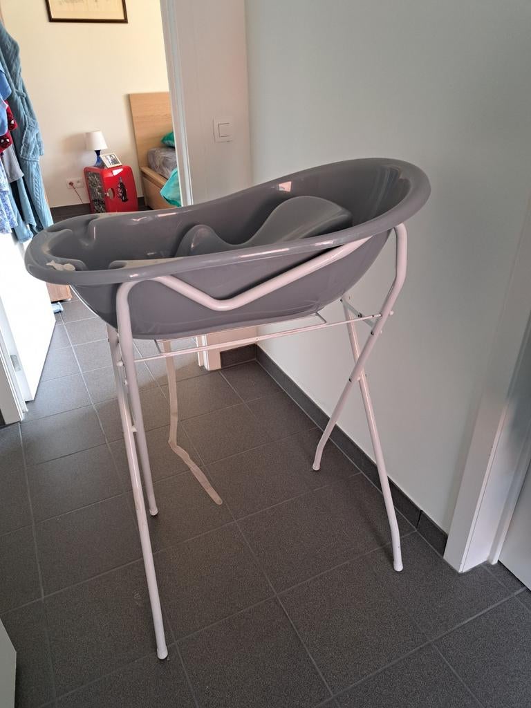 Babybadje op hoogte, Ophalen