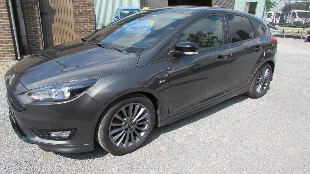 FORD FOCUS  ST-LINE O6/2018 -1000cc BI TURBO 3850€, Auto's, Ford, Bedrijf, Focus, Achteruitrijcamera, Airbags, Airconditioning