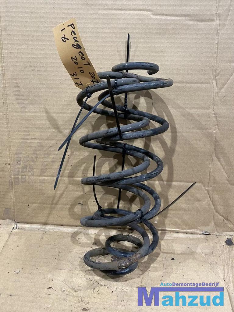 PEUGEOT 207 Achter achteras veer spiraal 2006-2015, Taurusavenue 1
2132 LS  Hoofddorp, NL, Gebruikt, Contact.group@renault.com