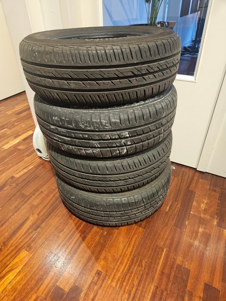 Pneus d'occasion, lot de 4, Autos : Pièces & Accessoires, Pneus & Jantes