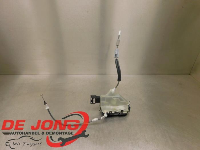 Serrure portière mécanique 4portes arrière gauche d'un Op, Autos : Pièces & Accessoires, -, Opel, 3 mois de garantie, Utilisé