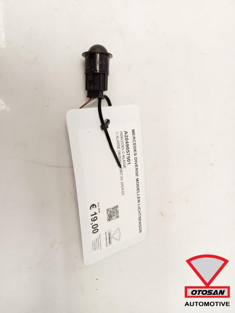 Capteur de lumi re Mercedes diff rents mod les A2049057501, Mercedes-Benz AG, Mercedes-Benz, Utilisé, Mercedesstrasse 120
70372  Stuttgart, DE