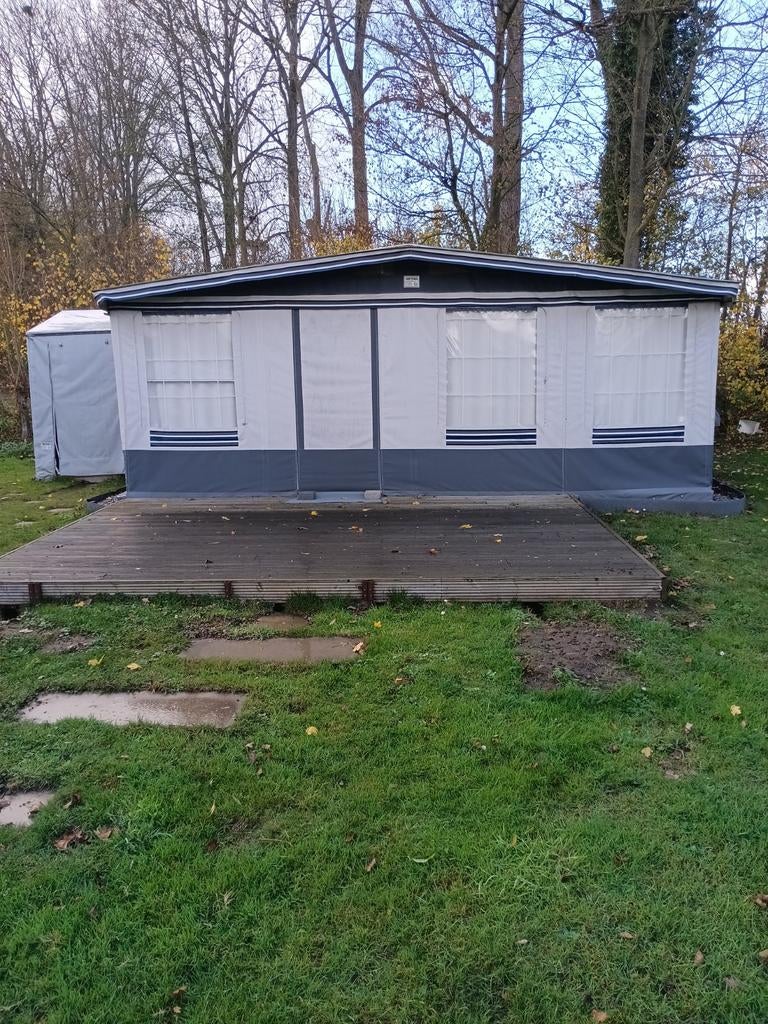 Trekcaravan + voortent, Caravans en Kamperen, Caravans, Particulier